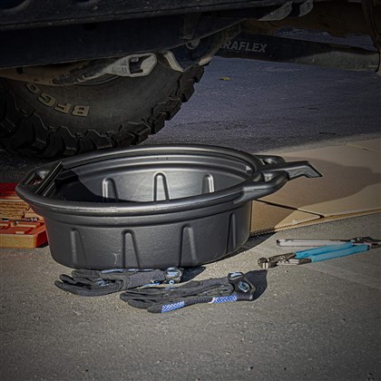 Oil Drain Pan Black Plastic Anti Splash Motor Oil Drip Catcher Pan 2 Gallon 8L Capacity